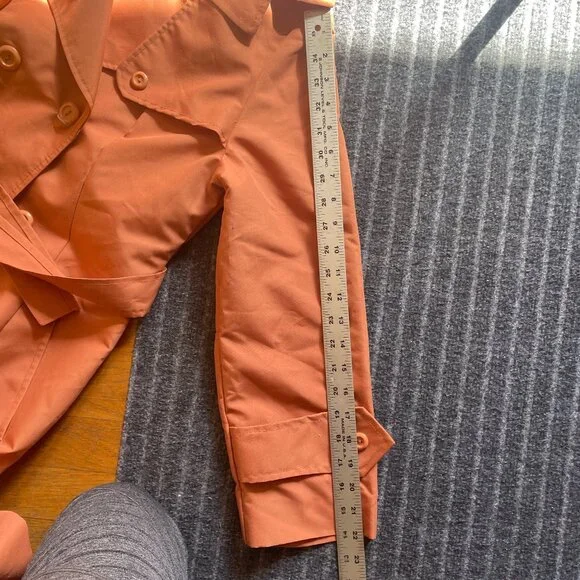 Peach Trench Coat Plaid Lining Size Medium - Picture 8 of 13